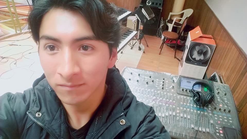 Behringer X32